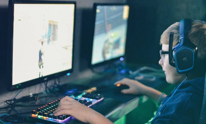 ¿Ojos rojos al jugar videojuegos? Evítalo con estos 10 consejos | Fisio Ocular